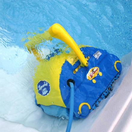 Роботи пилососи для басейнів: Робот пилосос для басейну Aquabot Bravo