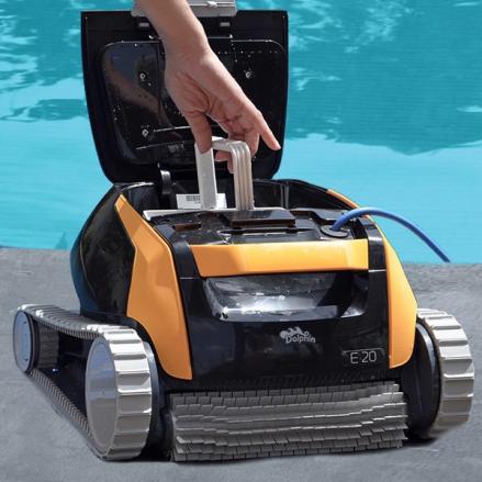 Роботи пилососи для басейнів: Робот пилосос для басейну Dolphin E20
