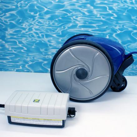 Роботы пылесосы для бассейнов: Робот пылесос для очистки дна бассейна Zodiac Vortex 1