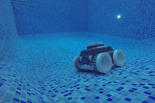 Робот пилосос для чищення дна та стін басейну